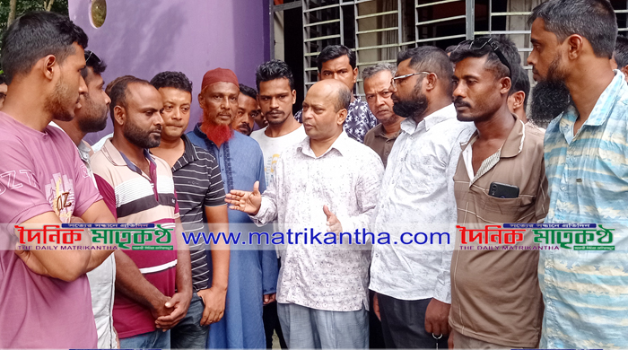 বালিয়াকান্দিতে রাষ্ট্র কাঠামো মেরামতের ৩১দফার লিফলেট বিতরণ করলেন ব্যারিস্টার কাজী মানিক